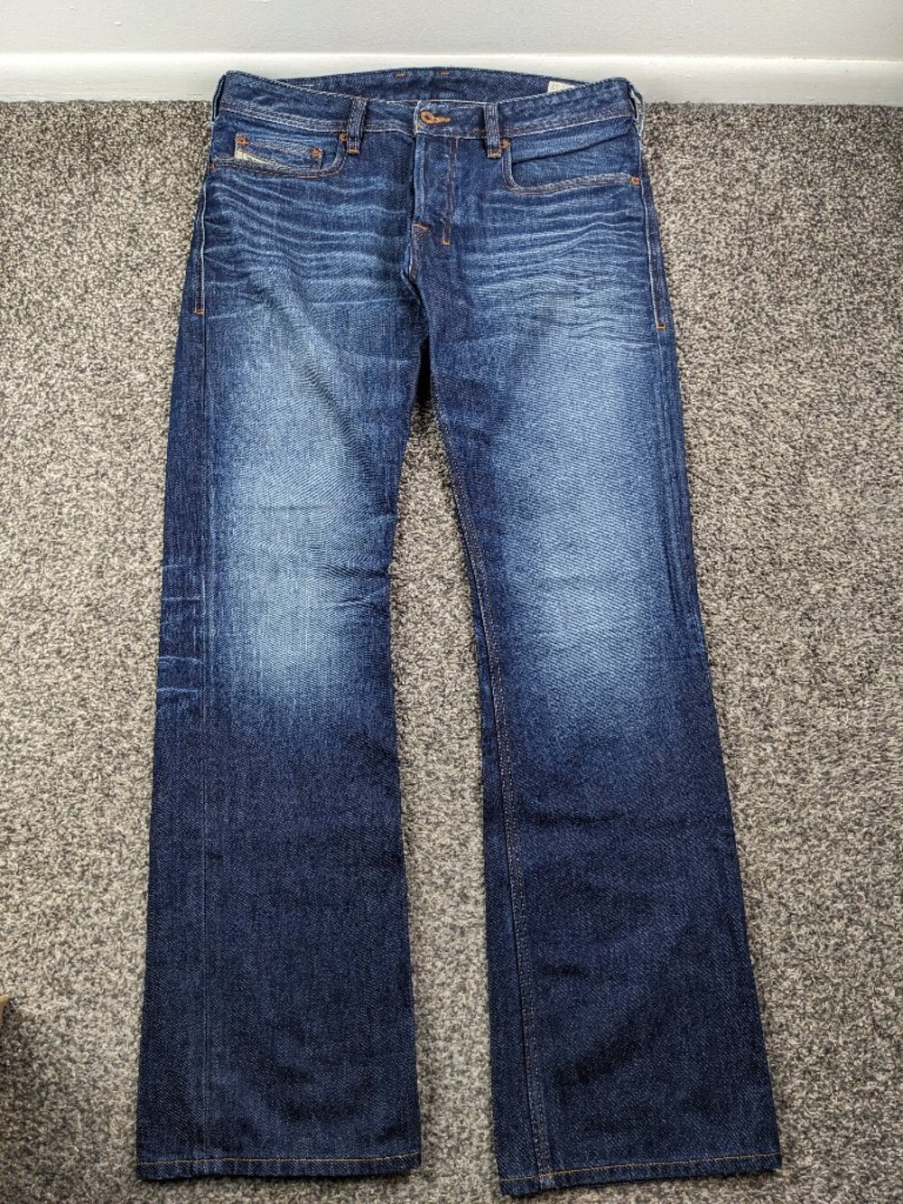 Diesel Jeans Zatiny 32x33 Regular Bootcut Dark Wash Whiskering (Tag 32x32)
